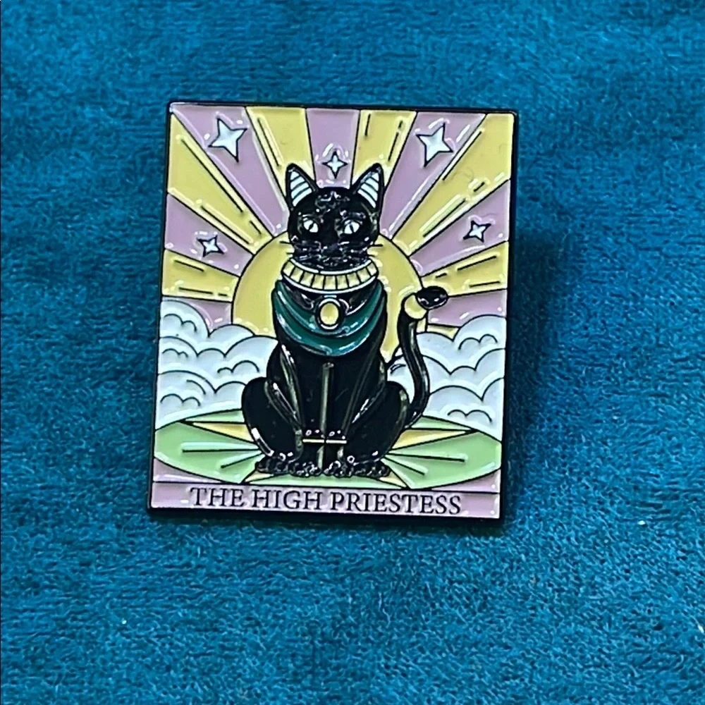 Black Cat Enamel Pin - The High Priestess - Picture 2 of 4